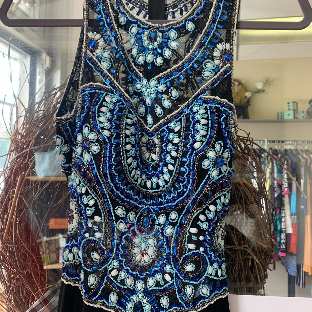 Prom dress - Picture 3 of 7